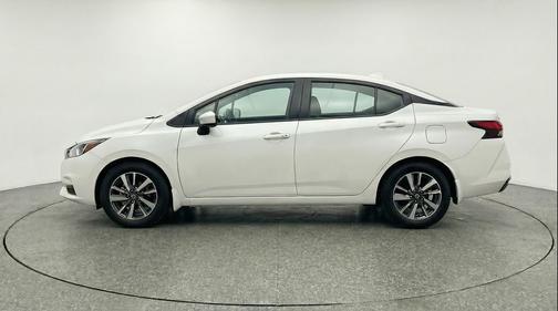 Aspen White Tricoat 2025 Nissan Versa 1.6 SV