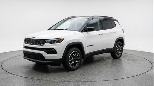2025 Jeep Compass Trailhawk