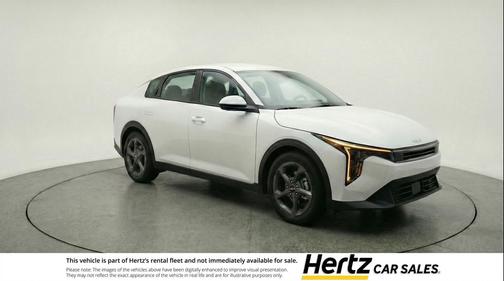 Snow White Pearl 2025 Kia K4 LXS