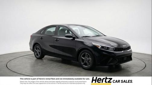 Aurora Black Pearl 2025 Kia K4 LXS