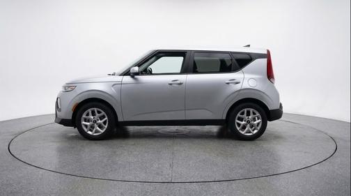 Steel Gray 2025 Kia Soul LX