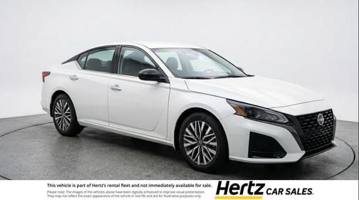 Glacier White 2025 Nissan Altima SV FWD