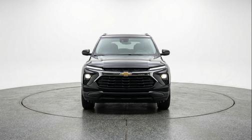 Mosaic Black Metallic 2025 Chevrolet Trailblazer LT