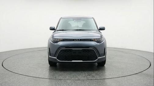 Gravity Gray 2025 Kia Soul LX