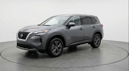 Gun Metallic 2025 Nissan Rogue SV