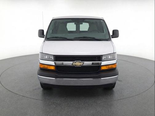 Summit White 2025 Chevrolet Express 3500 RWD 3500 Extended Wheelbase LT