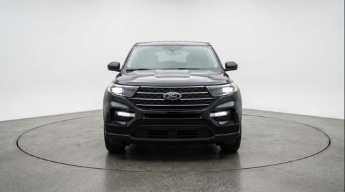 Agate Black Metallic 2024 Ford Explorer XLT