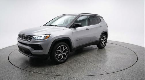 Silver Zynith Metallic Clearcoat 2025 Jeep Compass Limited