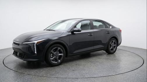 Interstellar Gray 2025 Kia K4 LXS