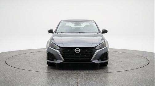 Gun Metallic 2025 Nissan Altima SV FWD