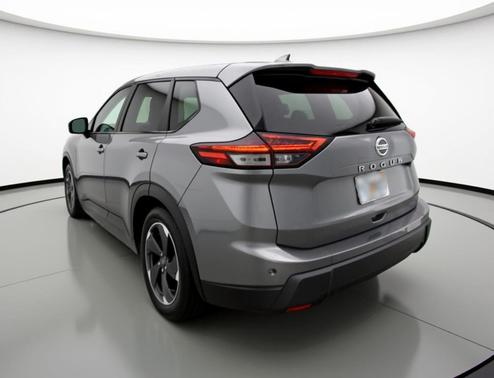 Gun Metallic 2025 Nissan Rogue SV