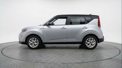 Steel Gray 2025 Kia Soul LX