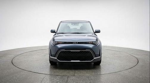 Gravity Gray 2025 Kia Soul LX