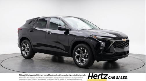 Mosaic Black Metallic 2025 Chevrolet Trax LT