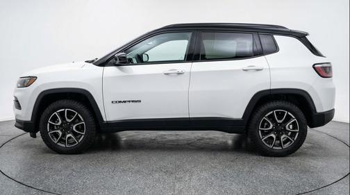 Bright White Clearcoat 2025 Jeep Compass Trailhawk