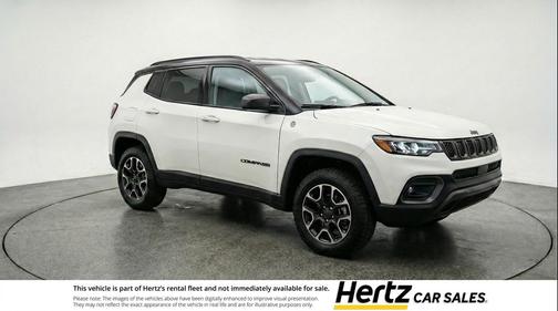 Bright White Clearcoat 2025 Jeep Compass Trailhawk