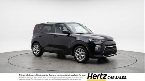 Fusion Black 2025 Kia Soul LX