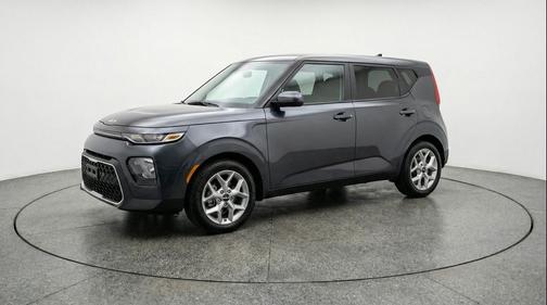 Gravity Gray 2025 Kia Soul LX