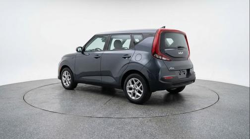 Gravity Gray 2025 Kia Soul LX