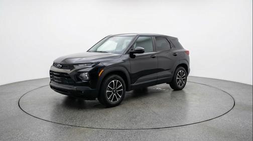 Mosaic Black Metallic 2025 Chevrolet Trailblazer LT