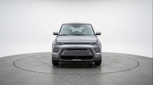 Gravity Gray 2025 Kia Soul LX