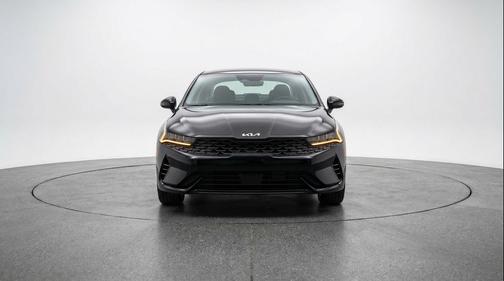 Aurora Black Pearl 2025 Kia K4 LXS