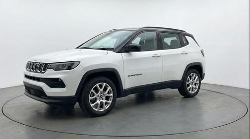 Bright White Clearcoat 2025 Jeep Compass Limited