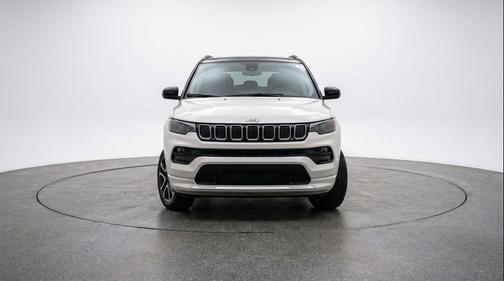 Bright White Clearcoat 2025 Jeep Compass Limited