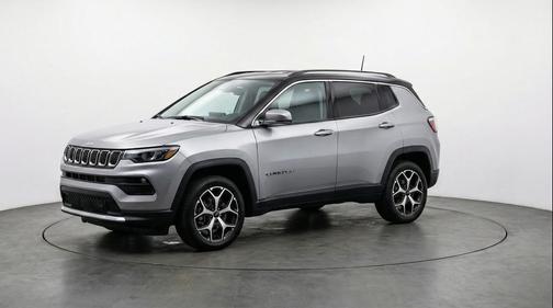 Silver Zynith Metallic Clearcoat 2025 Jeep Compass Limited