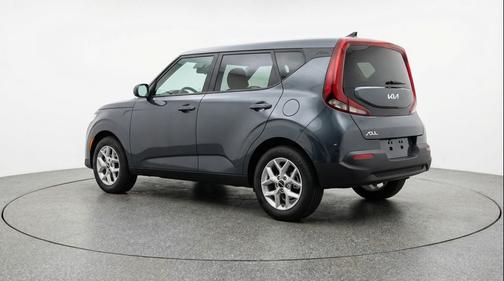 Gravity Gray 2025 Kia Soul LX