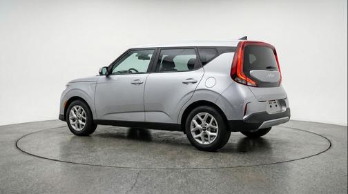 Steel Gray 2025 Kia Soul LX