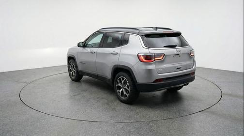 Bright White Clearcoat 2025 Jeep Compass Limited