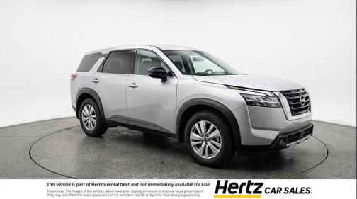 Brilliant Silver Metallic 2025 Nissan Pathfinder SV FWD