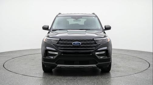 Agate Black Metallic 2024 Ford Explorer XLT