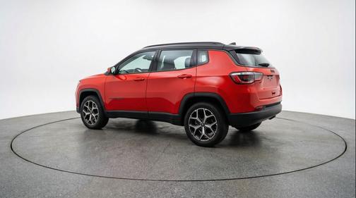 Red Hot Pearlcoat 2025 Jeep Compass Limited
