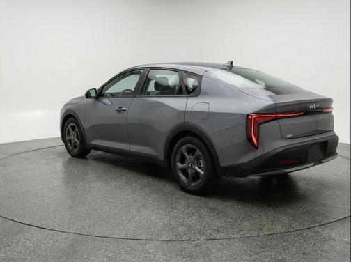 Interstellar Gray 2025 Kia K4 LXS