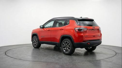 2025 Jeep Compass Trailhawk