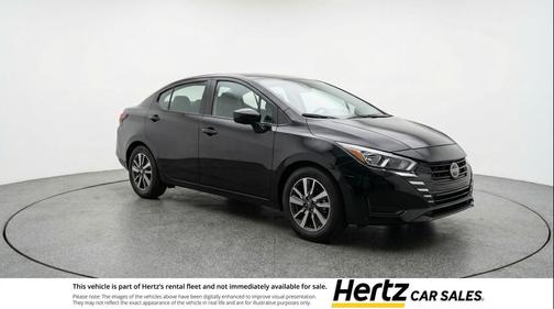 Super Black 2025 Nissan Versa 1.6 SV