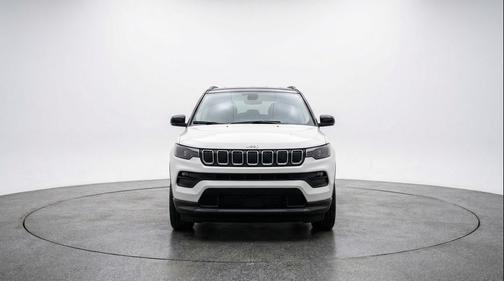 Bright White Clearcoat 2025 Jeep Compass Limited