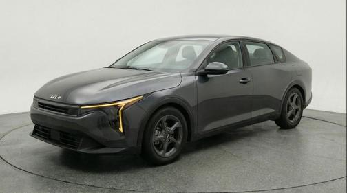 Interstellar Gray 2025 Kia K4 LXS