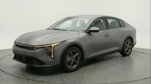 Morning Haze 2025 Kia K4 LXS