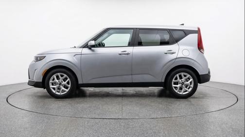 Steel Gray 2025 Kia Soul LX