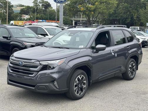 2025 Subaru Forester Premium