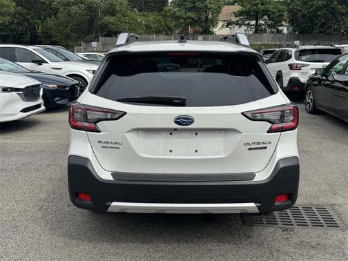 2025 Subaru Outback Touring