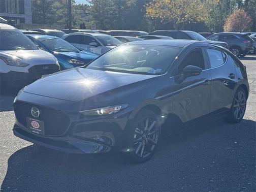 2025 Mazda Mazda3 FWD w/Preferred Package