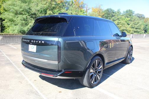 2024 Land Rover Range Rover SE