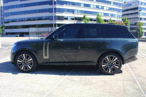 2024 Land Rover Range Rover SE
