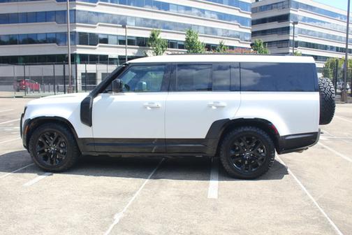 2024 Land Rover Defender Outbound