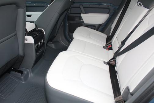 2025 Land Rover Defender S