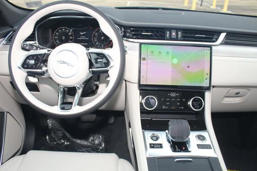 2026 Jaguar F-PACE R-Dynamic S